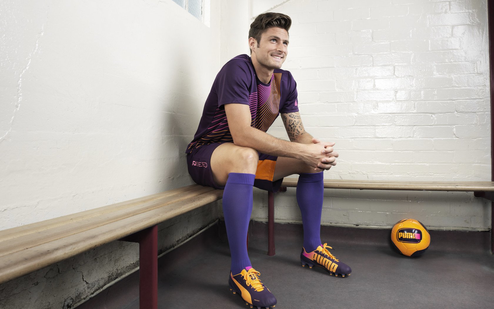 双线叙事，姆巴佩德比封神映衬AC米兰欧战收割艺术