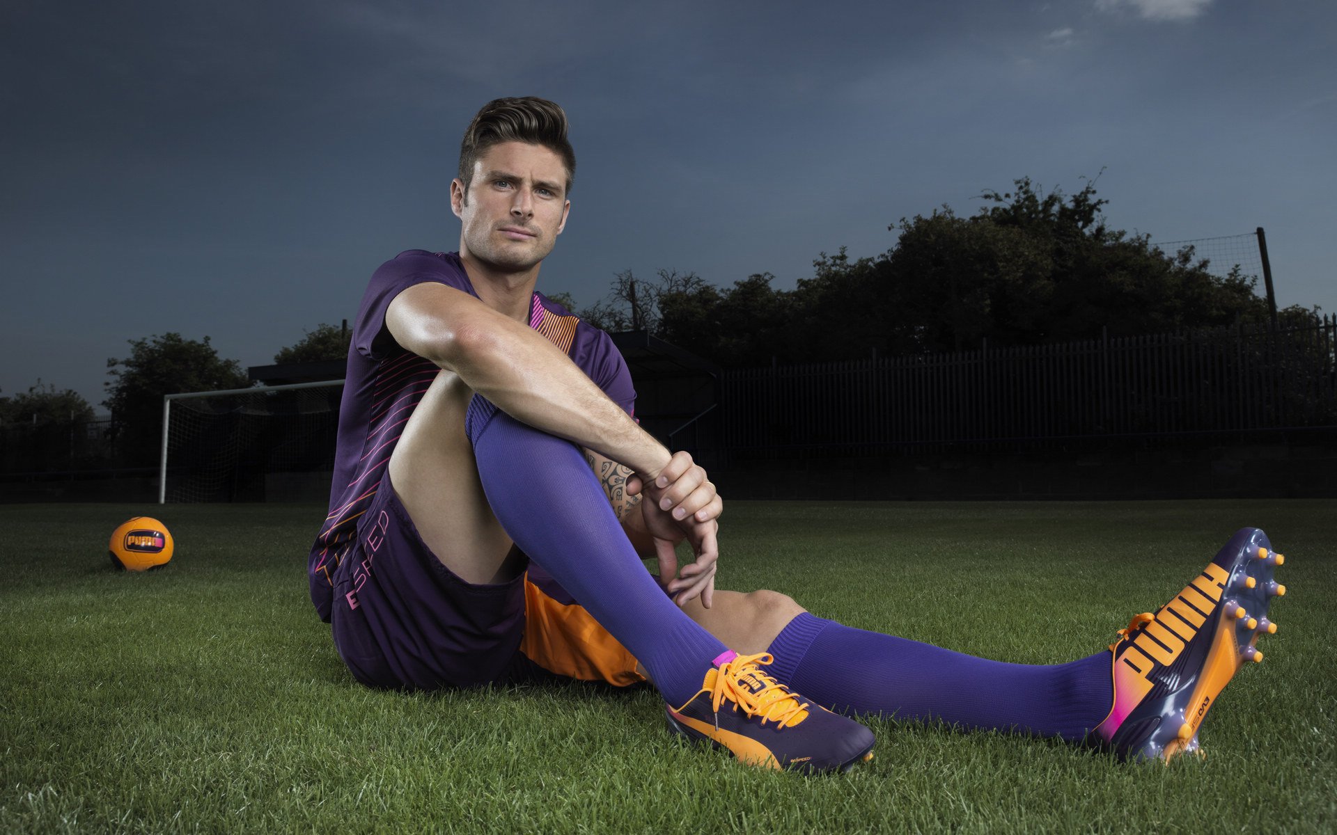 王座之争，巴尔韦德年度焦点战接管赛场，拜仁力克多特蒙德捍卫霸权