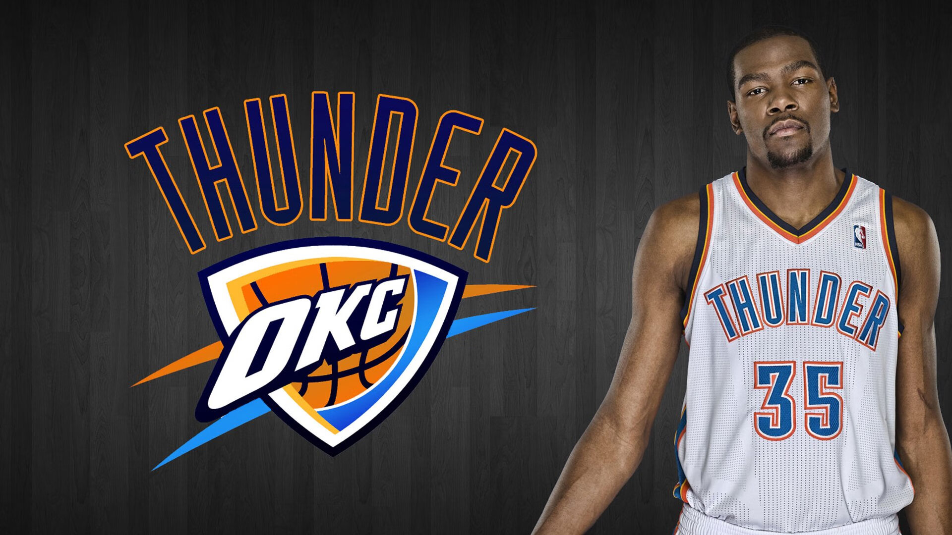 绝杀千钧，当迈凯伦的橙焰吞噬赛道，维斯塔潘用王冠为红牛加冕